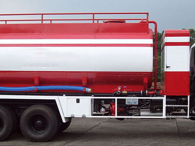 10-bahan-kimia-pembersih-water-truck-yang-menguning bahan kimia pembersih