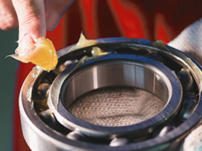22-gunakan-pelumas-bearing-yang-tepat-agar-hemat-dan-penuh-manfaat pelumas bearing
