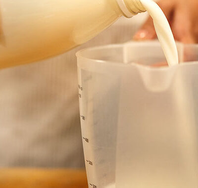 filling coconut milk