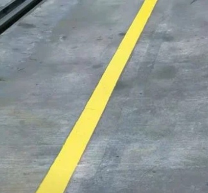 cat marka jalan